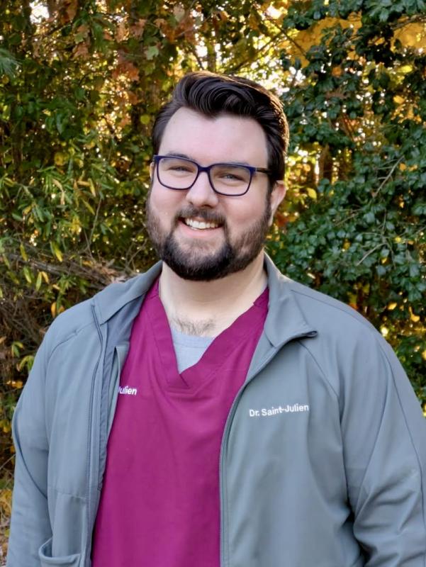 Tanner Saint-Julien, Veterinarian Tanner Saint-Julien, Veterinarian